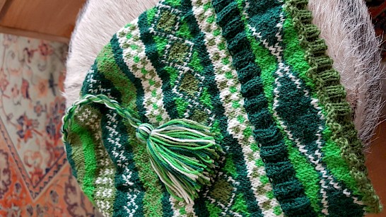 wintermuts Fair Isle breien in de kleuren van de Achterhoekse vlag